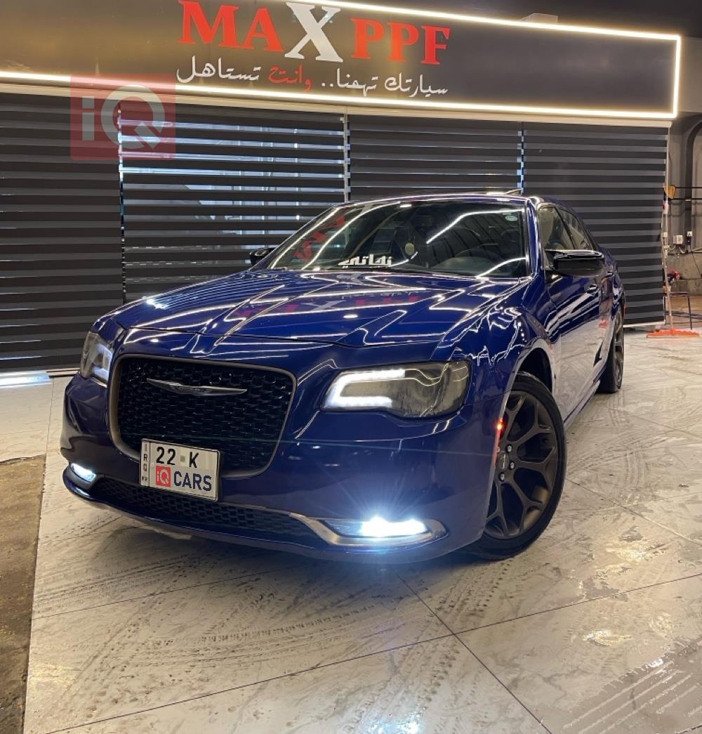 كرايسلر 300